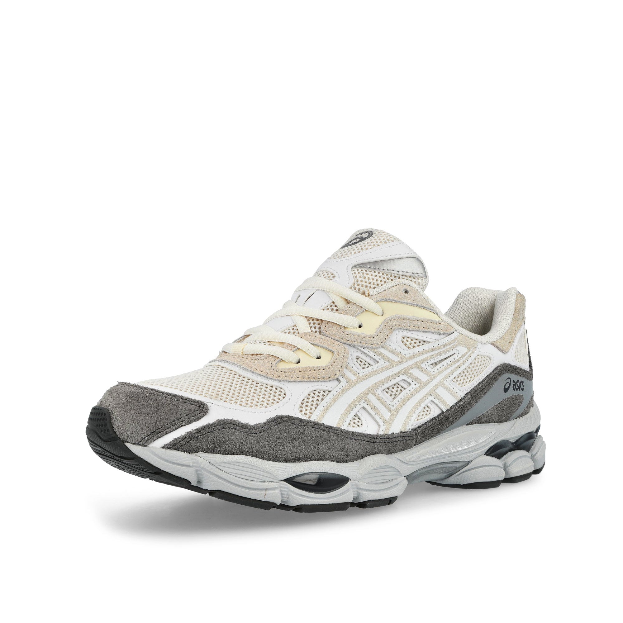 Asics Gel-NYC Cream / White Low Top Sneakers 1203A383-113 Close-up | Overkill