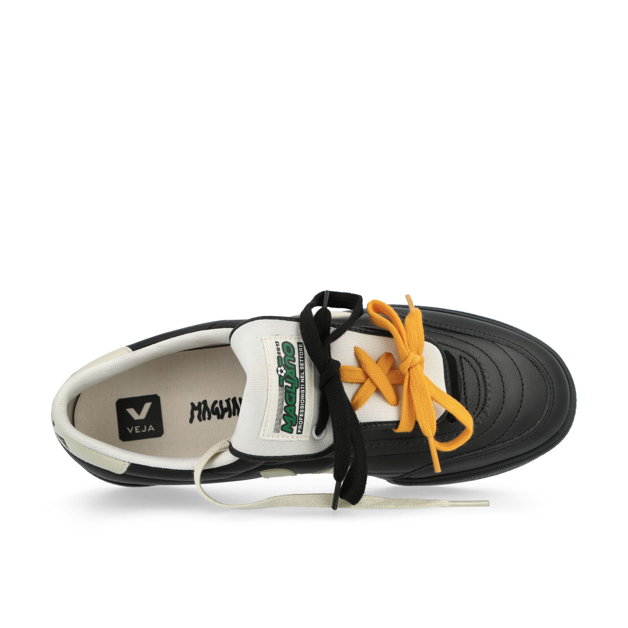 Veja Panenka Leather Black Low Top Sneakers MG0221674A Detailfoto | Overkill
